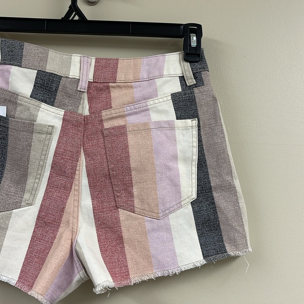 Forever 21 Striped Distressed Denim Shorts, NWT Size 27 - Picture 14 of 16